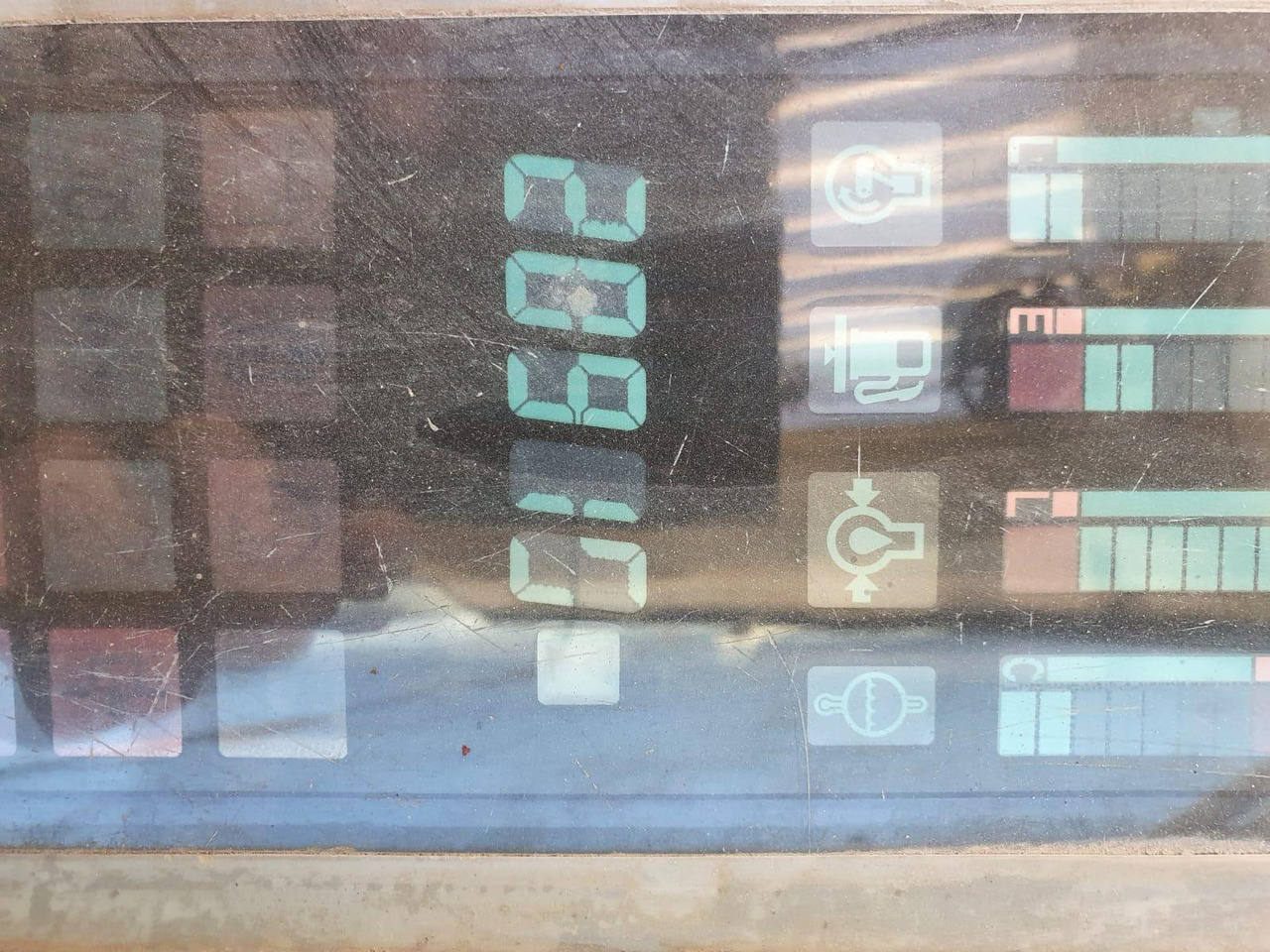 Koparka gąsienicowa Liebherr R 984 B Litronic: zdjęcie 6 Koparka gąsienicowa Liebherr R 984 B Litronic: zdjęcie 6