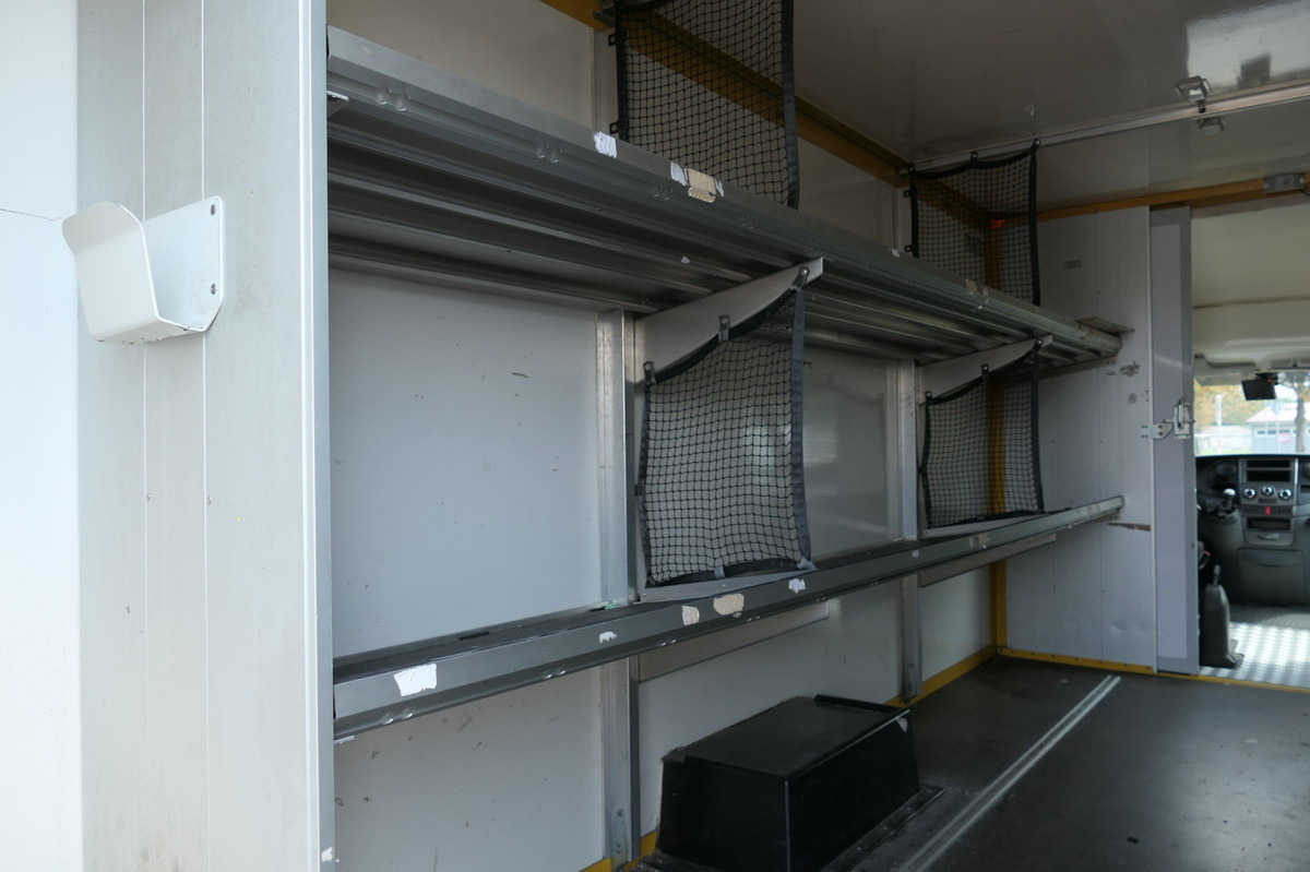 IVECO Daily 35 S11 C30C AUTOMATIK KAMERA Regale LUFT D - Dostawczy kontener: zdjęcie 5 IVECO Daily 35 S11 C30C AUTOMATIK KAMERA Regale LUFT D - Dostawczy kontener: zdjęcie 5