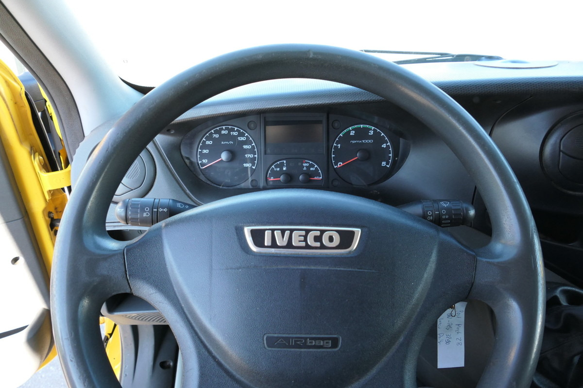 Dostawczy kontener IVECO Daily 35 S11 C30C AUTOMATIK KAMERA Regale LUFT D: zdjęcie 11 Dostawczy kontener IVECO Daily 35 S11 C30C AUTOMATIK KAMERA Regale LUFT D: zdjęcie 11