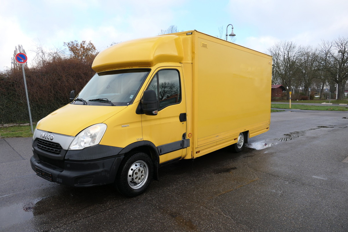IVECO Daily 35 S11 C30C KURZ AUTOMATIK KAMERA Regale L - Dostawczy kontener: zdjęcie 2 IVECO Daily 35 S11 C30C KURZ AUTOMATIK KAMERA Regale L - Dostawczy kontener: zdjęcie 2
