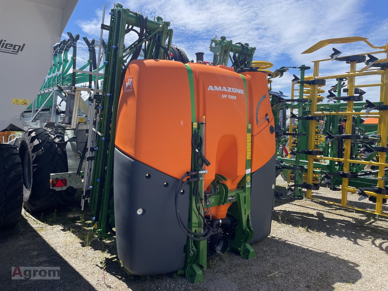Amazone UF 1302 - Opryskiwacz zawieszany: zdjęcie 1 Amazone UF 1302 - Opryskiwacz zawieszany: zdjęcie 1