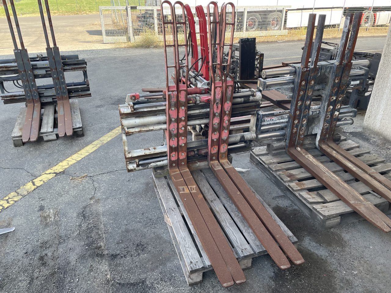 DURWEN DPK30 CS - Widły do Wózków widłowych: zdjęcie 1 DURWEN DPK30 CS - Widły do Wózków widłowych: zdjęcie 1