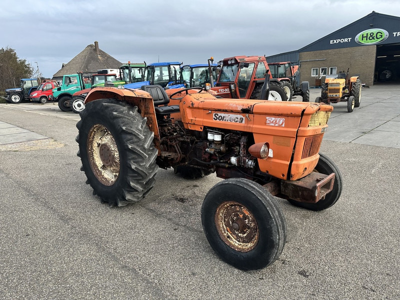 Fiat 640 - Ciągnik rolniczy: zdjęcie 3 Fiat 640 - Ciągnik rolniczy: zdjęcie 3