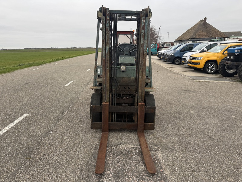 Toyota FD25D - Wózek widłowy diesel: zdjęcie 2 Toyota FD25D - Wózek widłowy diesel: zdjęcie 2