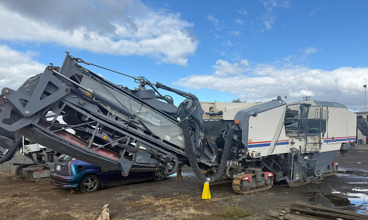 Wirtgen W 200 I - Frezarka do asfaltu: zdjęcie 1 Wirtgen W 200 I - Frezarka do asfaltu: zdjęcie 1