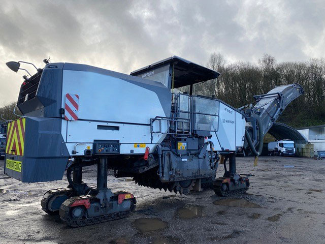 Wirtgen W 210 i - Frezarka do asfaltu: zdjęcie 3 Wirtgen W 210 i - Frezarka do asfaltu: zdjęcie 3