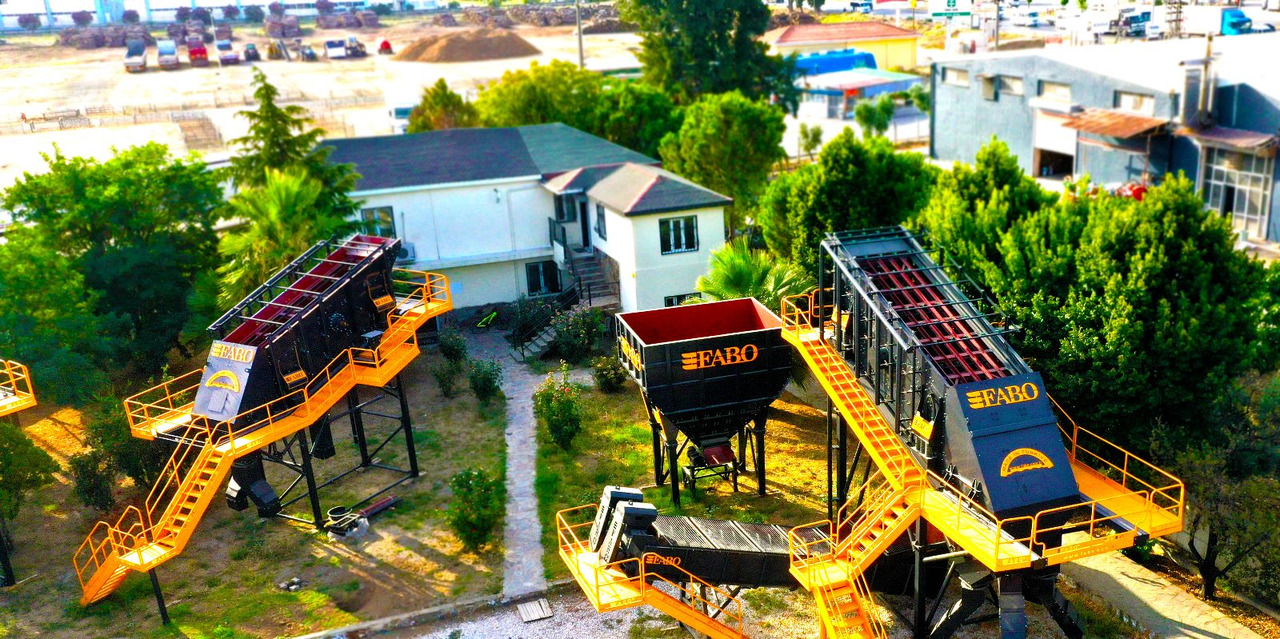FABO vibrating screen - Przesiewacz: zdjęcie 1 FABO vibrating screen - Przesiewacz: zdjęcie 1