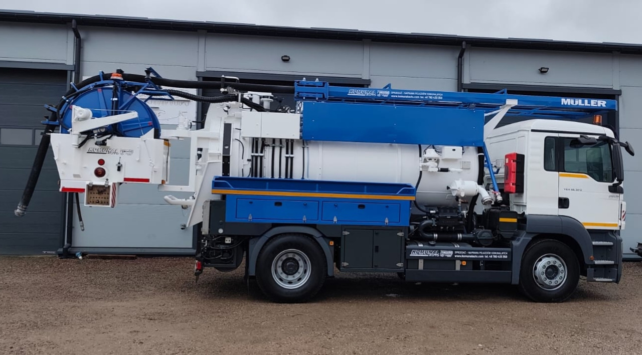 - Samochód asenizacyjny: zdjęcie 3 - Samochód asenizacyjny: zdjęcie 3