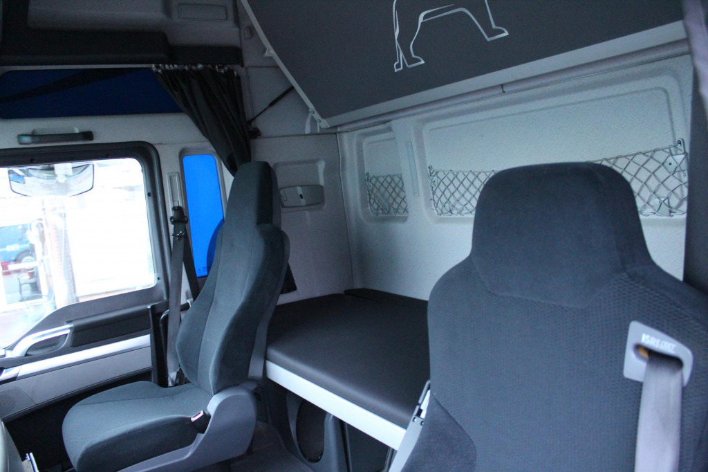 MAN TGX 480 XXL Retarder Standklima Xenon VIN:HM - Ciągnik siodłowy: zdjęcie 4 MAN TGX 480 XXL Retarder Standklima Xenon VIN:HM - Ciągnik siodłowy: zdjęcie 4