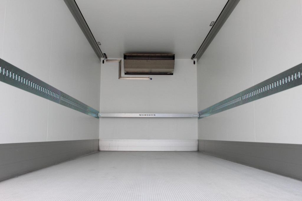 MAN TGM 18.290 E6 Thermo King T-1300X Tür+LBW AHK - Samochód ciężarowy chłodnia: zdjęcie 3 MAN TGM 18.290 E6 Thermo King T-1300X Tür+LBW AHK - Samochód ciężarowy chłodnia: zdjęcie 3