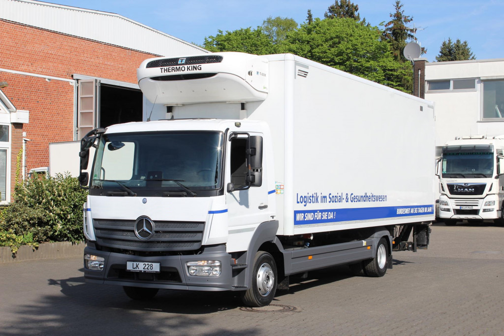 Mercedes-Benz Atego 1221 E6 TK T-800 R Strom Türen+LBW - Samochód ciężarowy chłodnia: zdjęcie 1 Mercedes-Benz Atego 1221 E6 TK T-800 R Strom Türen+LBW - Samochód ciężarowy chłodnia: zdjęcie 1