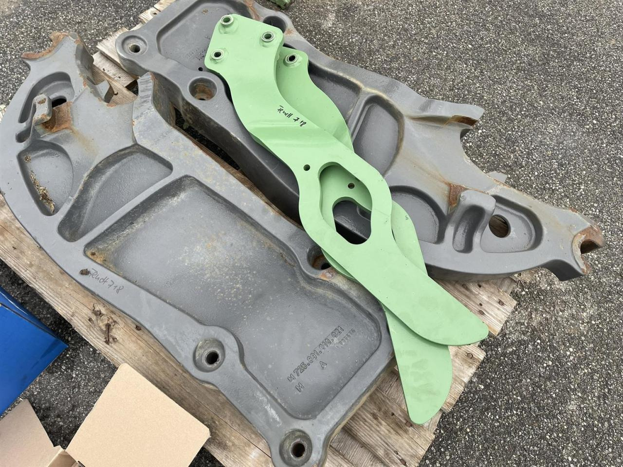 Osprzęt Fendt Frontlader Cargo 5X85 Konsole Multikuppler: zdjęcie 8 Osprzęt Fendt Frontlader Cargo 5X85 Konsole Multikuppler: zdjęcie 8