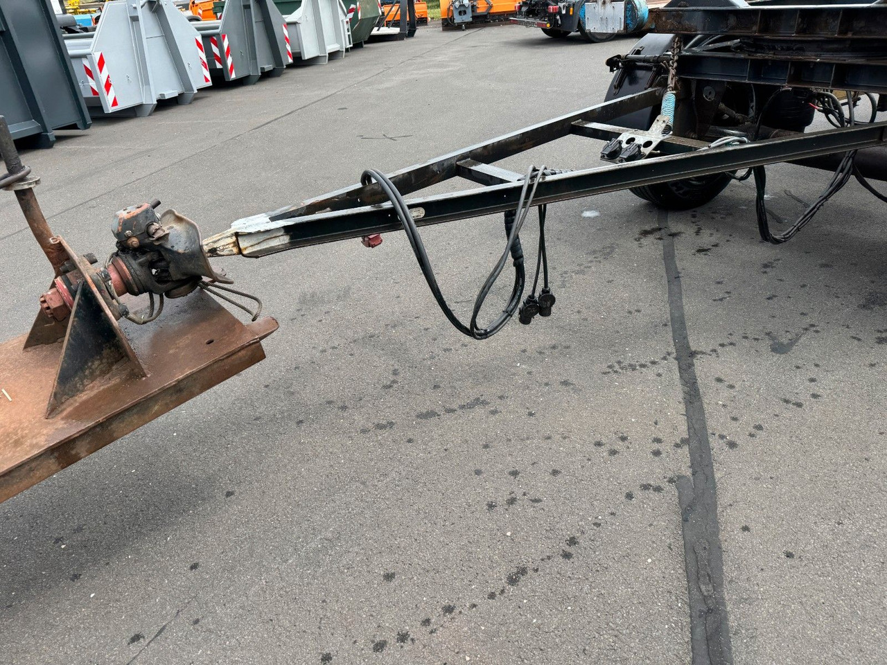 Jung CA 18 J Apollino K 4 2- Achs Abroll - Przyczepa do hakowca/ Bramowca: zdjęcie 4 Jung CA 18 J Apollino K 4 2- Achs Abroll - Przyczepa do hakowca/ Bramowca: zdjęcie 4