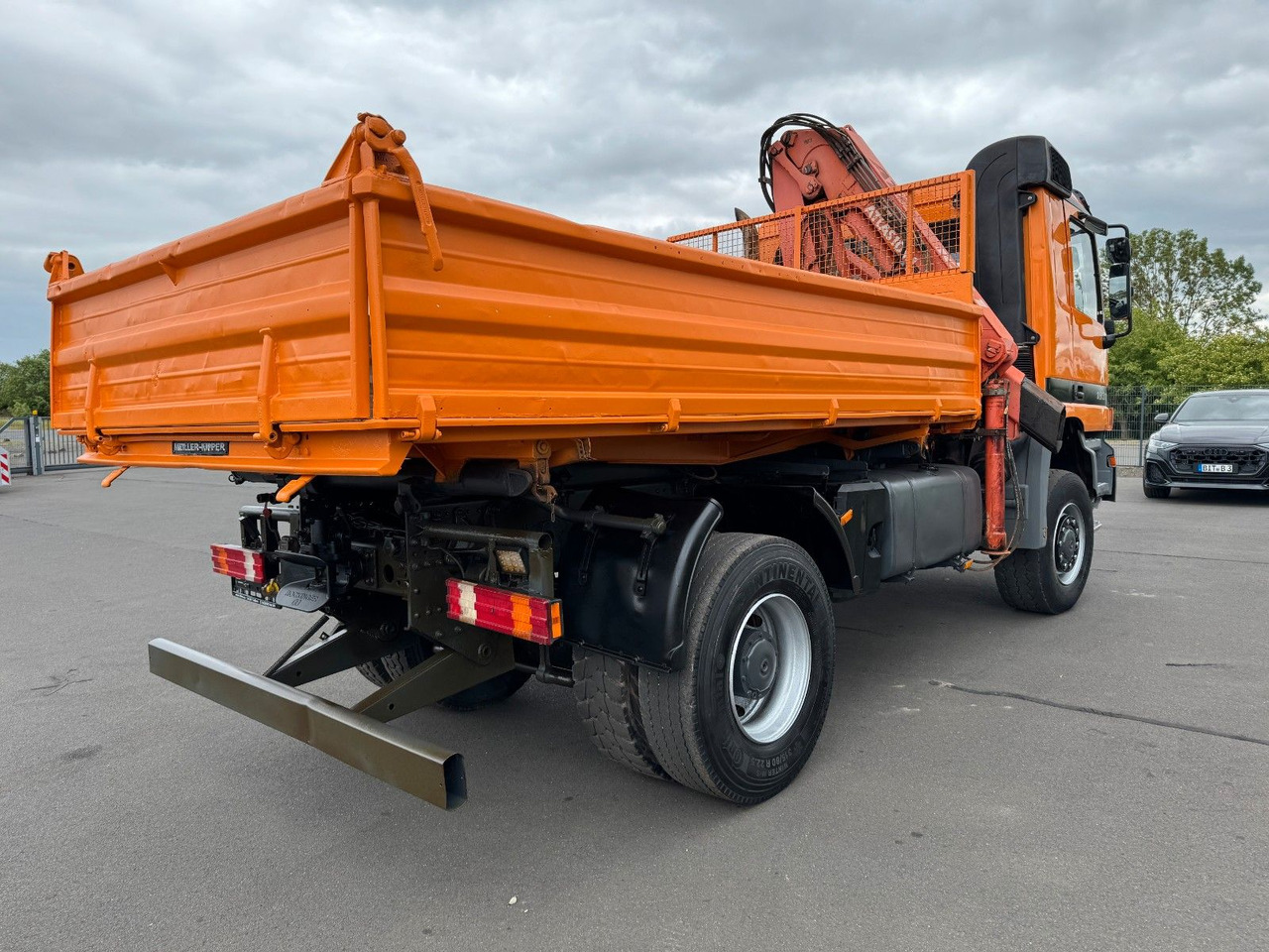 Wywrotka, Samochod ciężarowy z HDS Mercedes-Benz Actros 1831 4x4 Kipper - Kran- Kupplung- Blattfe: zdjęcie 11 Wywrotka, Samochod ciężarowy z HDS Mercedes-Benz Actros 1831 4x4 Kipper - Kran- Kupplung- Blattfe: zdjęcie 11