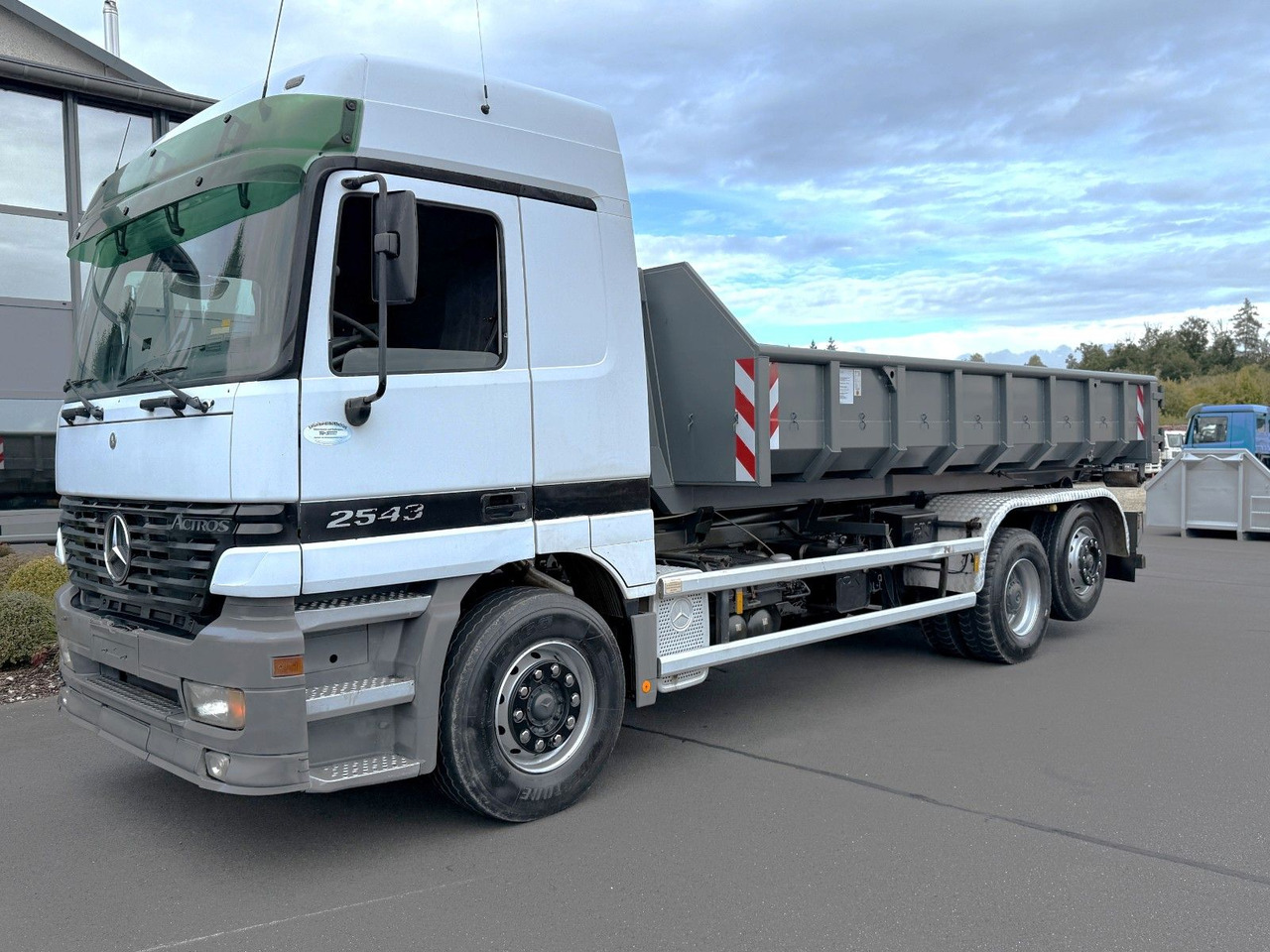 Mercedes-Benz Actros 2543 6x2 Klima + Kupplung - Ciężarówka hakowiec: zdjęcie 1 Mercedes-Benz Actros 2543 6x2 Klima + Kupplung - Ciężarówka hakowiec: zdjęcie 1