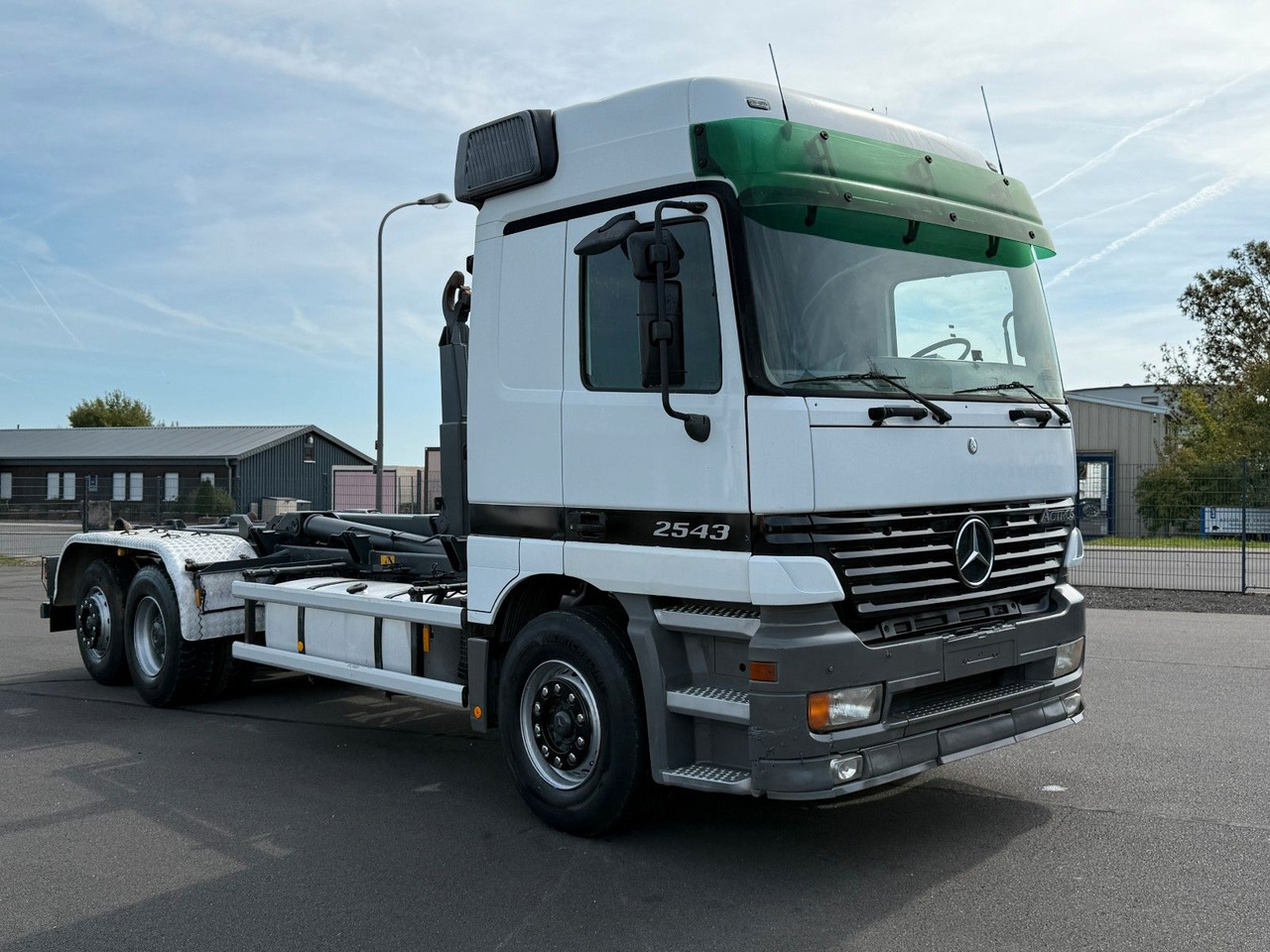Mercedes-Benz Actros 2543 6x2 Klima + Kupplung - Ciężarówka hakowiec: zdjęcie 4 Mercedes-Benz Actros 2543 6x2 Klima + Kupplung - Ciężarówka hakowiec: zdjęcie 4