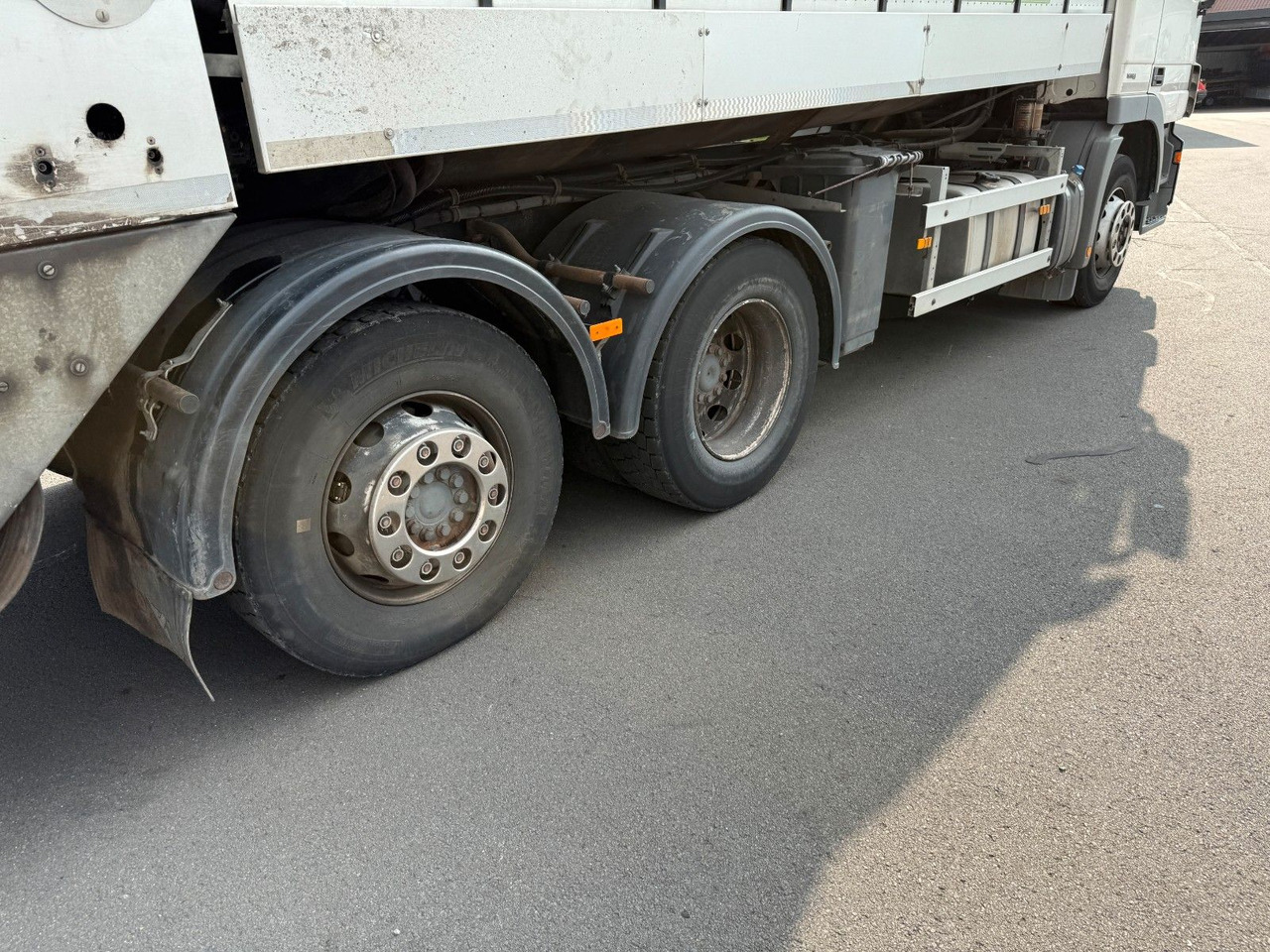 Mercedes-Benz Actros MP3 2532 6x2 Faun Rotorpress 521 - Śmieciarka: zdjęcie 4 Mercedes-Benz Actros MP3 2532 6x2 Faun Rotorpress 521 - Śmieciarka: zdjęcie 4