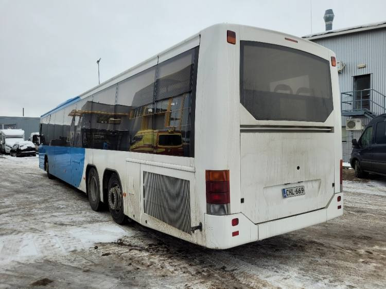 VOLVO B12BLE 8700 KLIMA, 8.2010, EURO 5, RAMP, 58 seats, 14,7m - Podmiejski autobus: zdjęcie 3 VOLVO B12BLE 8700 KLIMA, 8.2010, EURO 5, RAMP, 58 seats, 14,7m - Podmiejski autobus: zdjęcie 3
