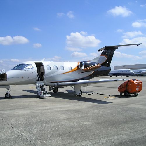 AERO SPECIALTIES diesel-electric hybrid GPU JETGO-550-MTI-RJ - Lotniskowy zasilacz elektroenergetyczny: zdjęcie 3 AERO SPECIALTIES diesel-electric hybrid GPU JETGO-550-MTI-RJ - Lotniskowy zasilacz elektroenergetyczny: zdjęcie 3