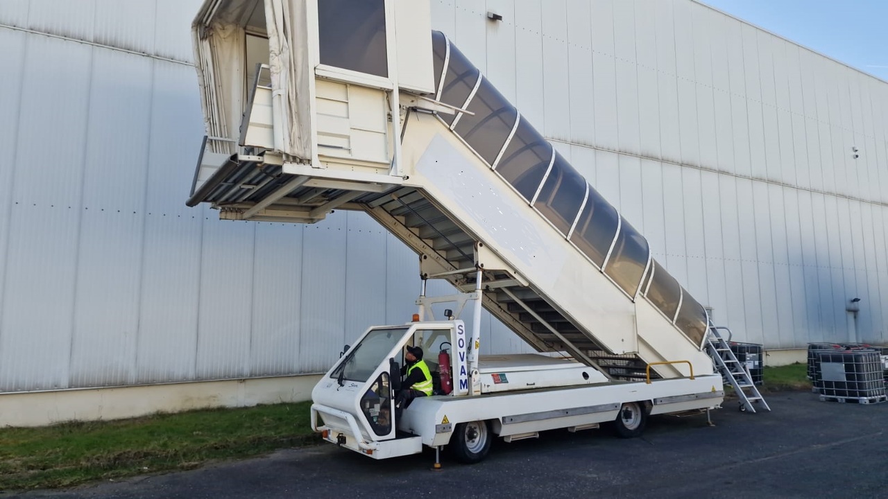 SOVAM Passenger Stairs 1.9 SPS - Schody pasażerskie: zdjęcie 1 SOVAM Passenger Stairs 1.9 SPS - Schody pasażerskie: zdjęcie 1