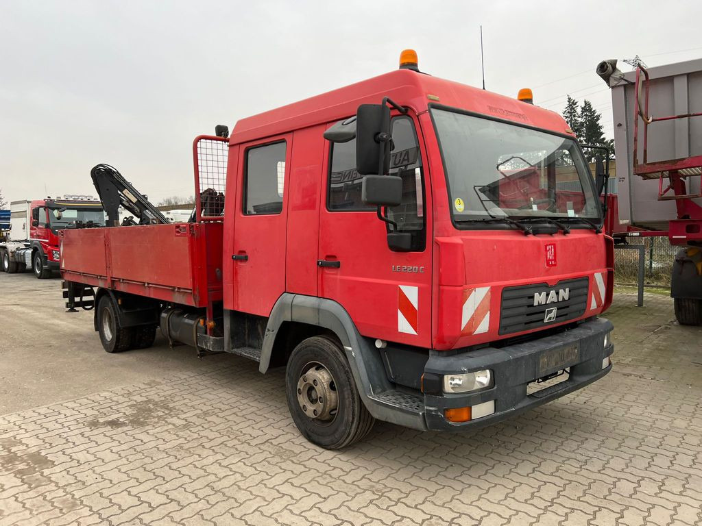 MAN LE 12.225 LC Pritsche Heckkran 6 Zylinder Doka Topzust - Samochód ciężarowy skrzyniowy/ Platforma, Samochod ciężarowy z HDS: zdjęcie 2 MAN LE 12.225 LC Pritsche Heckkran 6 Zylinder Doka Topzust - Samochód ciężarowy skrzyniowy/ Platforma, Samochod ciężarowy z HDS: zdjęcie 2