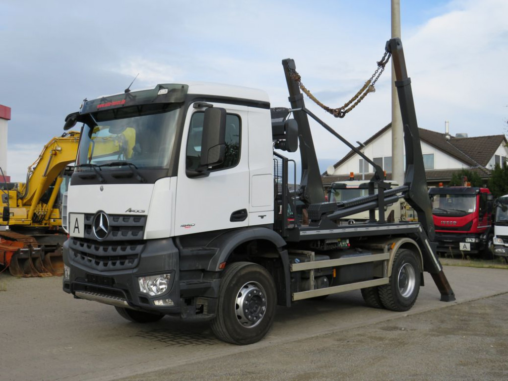 MERCEDES-BENZ Actros 1840 K 4x2 Absetzkipper Euro 6 - Bramowiec: zdjęcie 1 MERCEDES-BENZ Actros 1840 K 4x2 Absetzkipper Euro 6 - Bramowiec: zdjęcie 1