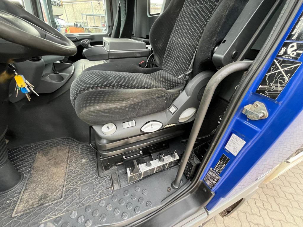 MERCEDES-BENZ Actros 2541 L6x2 Abrollkipper Meiller Schub+Knick - Ciężarówka hakowiec: zdjęcie 2 MERCEDES-BENZ Actros 2541 L6x2 Abrollkipper Meiller Schub+Knick - Ciężarówka hakowiec: zdjęcie 2