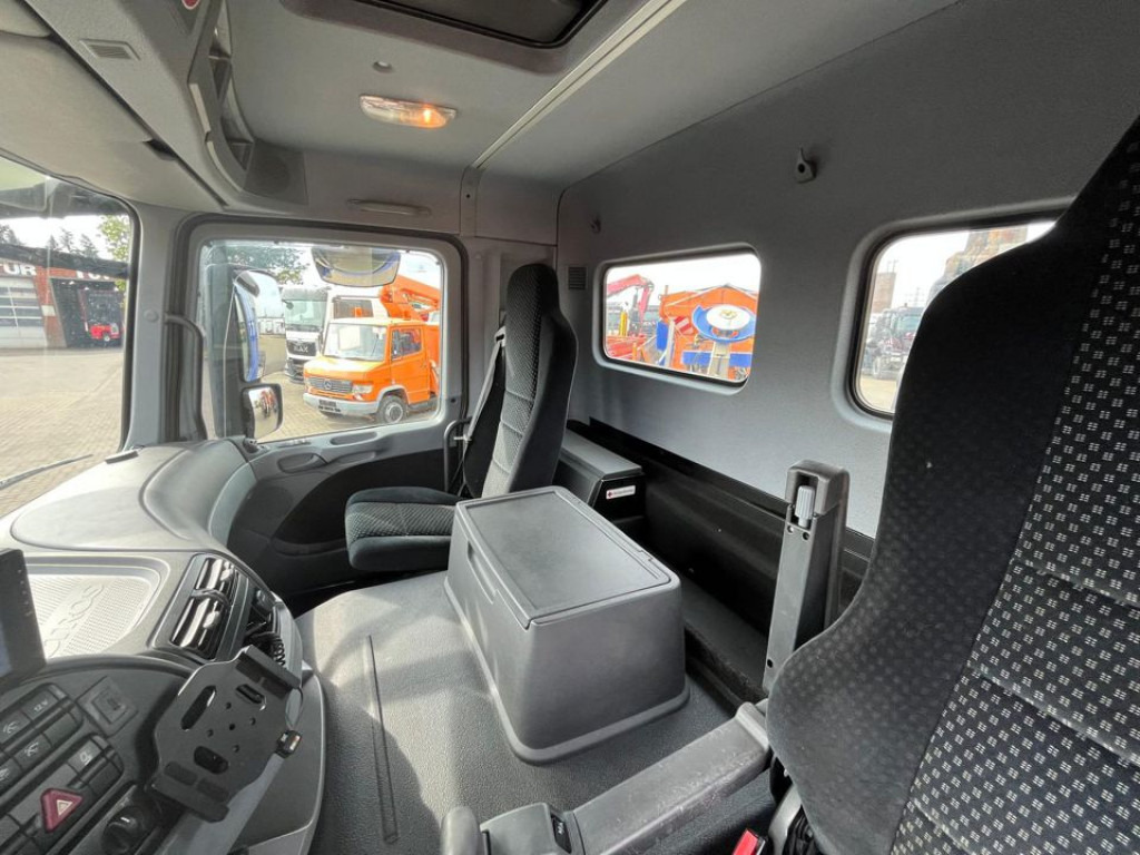MERCEDES-BENZ Actros 2541 L6x2 Abrollkipper Meiller Schub Knick - Ciężarówka hakowiec: zdjęcie 2 MERCEDES-BENZ Actros 2541 L6x2 Abrollkipper Meiller Schub Knick - Ciężarówka hakowiec: zdjęcie 2