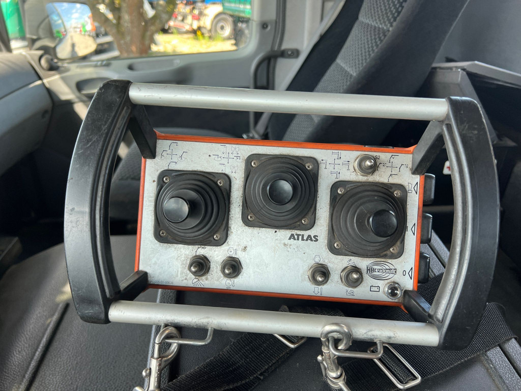 MERCEDES-BENZ Actros 2541 L6x2 Abrollkipper mit Kran Funk+Greiferst - Ciężarówka hakowiec, Samochod ciężarowy z HDS: zdjęcie 2 MERCEDES-BENZ Actros 2541 L6x2 Abrollkipper mit Kran Funk+Greiferst - Ciężarówka hakowiec, Samochod ciężarowy z HDS: zdjęcie 2