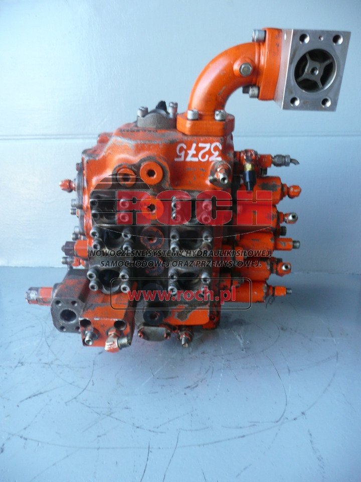 DAEWOO DX28-75 1C0389 330-5 389 - 10 SEKCYJNY - Zawór hydrauliczny: zdjęcie 1 DAEWOO DX28-75 1C0389 330-5 389 - 10 SEKCYJNY - Zawór hydrauliczny: zdjęcie 1