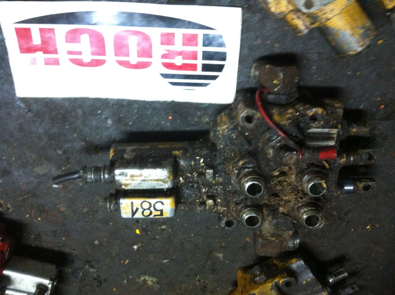 HYDRECO V46RF166A 2200 - 2 SEKCYJNY - Zawór hydrauliczny do Maszyn budowlanych: zdjęcie 1 HYDRECO V46RF166A 2200 - 2 SEKCYJNY - Zawór hydrauliczny do Maszyn budowlanych: zdjęcie 1