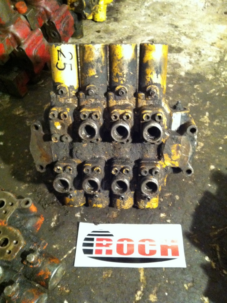 REXROTH AG7546-0-4-3C 280ATU - 4 SEKCYJNY - Zawór hydrauliczny do Maszyn budowlanych: zdjęcie 1 REXROTH AG7546-0-4-3C 280ATU - 4 SEKCYJNY - Zawór hydrauliczny do Maszyn budowlanych: zdjęcie 1