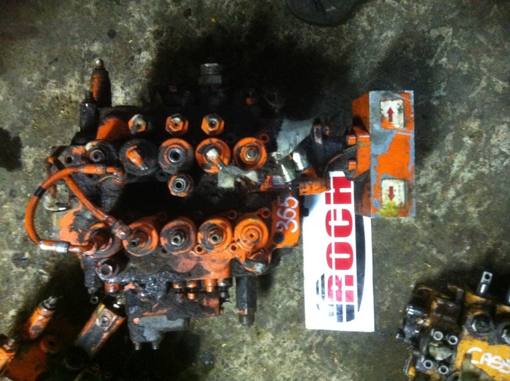 SHIBAURA DX28-11 - 10 SEKCYJNY - Zawór hydrauliczny do Maszyn budowlanych: zdjęcie 1 SHIBAURA DX28-11 - 10 SEKCYJNY - Zawór hydrauliczny do Maszyn budowlanych: zdjęcie 1