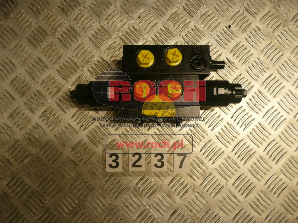 WIRTGEN 100752767 3091600 L230704894 236305 + CEWKA 47-2778 PA6-GS30 - Zawór hydrauliczny: zdjęcie 1 WIRTGEN 100752767 3091600 L230704894 236305 + CEWKA 47-2778 PA6-GS30 - Zawór hydrauliczny: zdjęcie 1