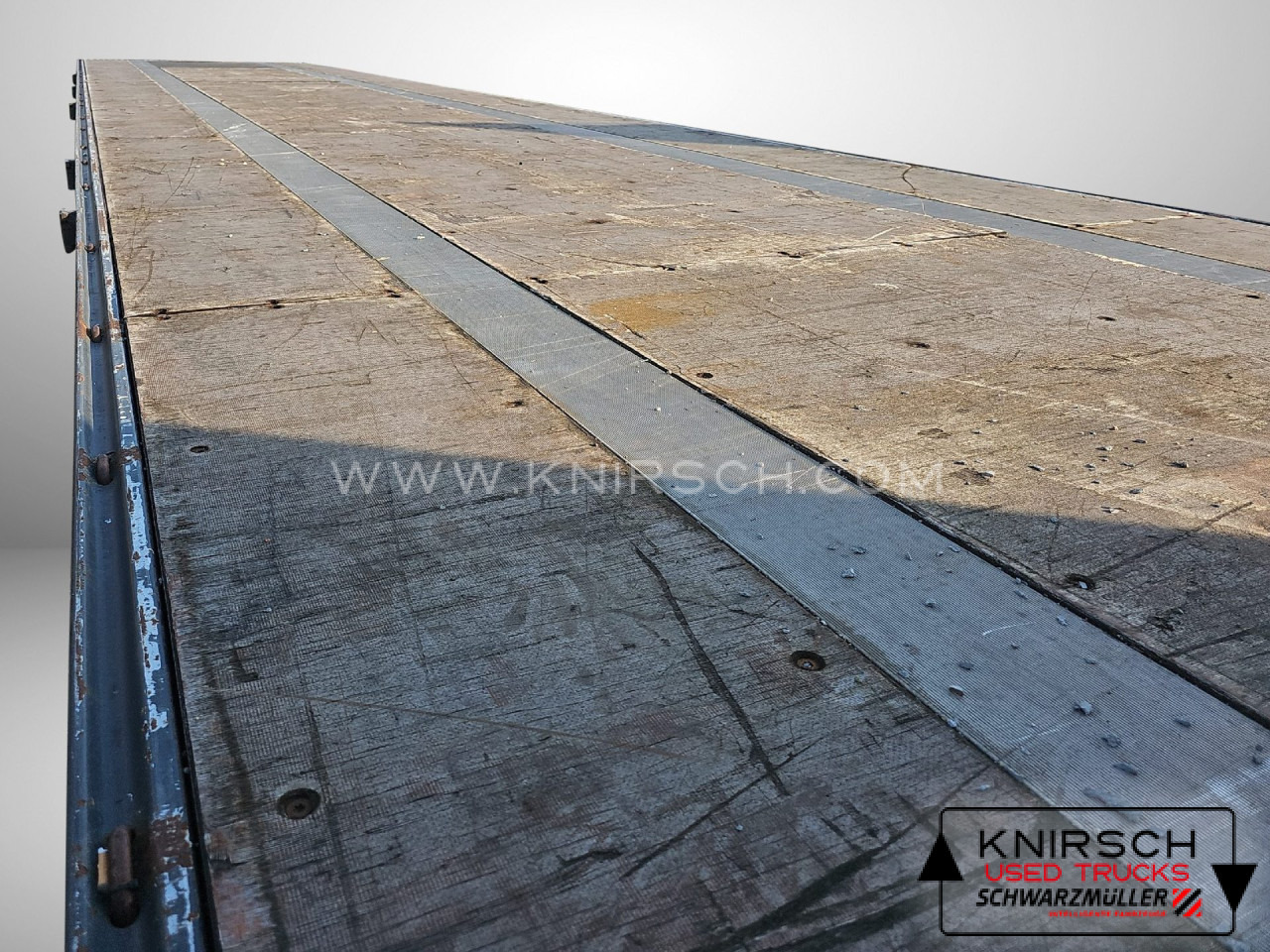 SCHWARZMUELLER J-3A-80 Plateausattel - Przyczepa platforma/ Skrzyniowa: zdjęcie 2 SCHWARZMUELLER J-3A-80 Plateausattel - Przyczepa platforma/ Skrzyniowa: zdjęcie 2