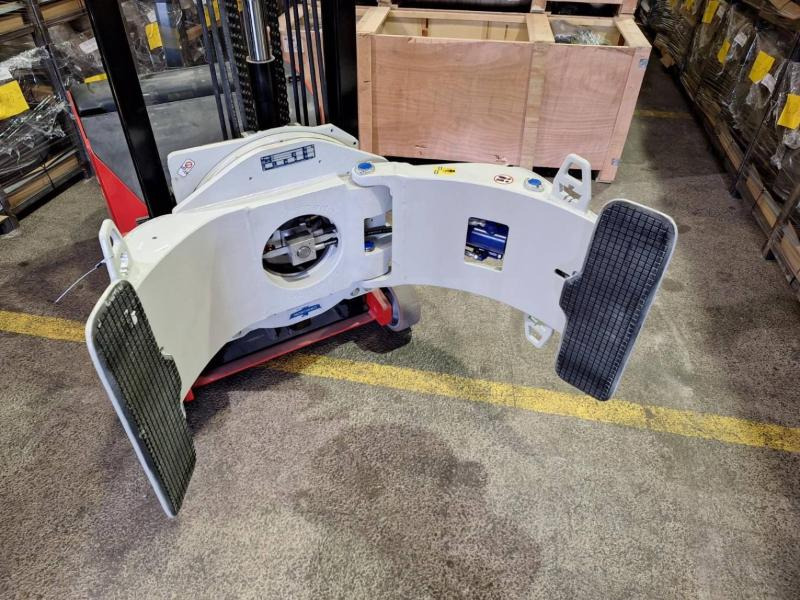 Cascade 13H-RCF-A110 R1 - Chwytak do wózka widłowego: zdjęcie 1 Cascade 13H-RCF-A110 R1 - Chwytak do wózka widłowego: zdjęcie 1