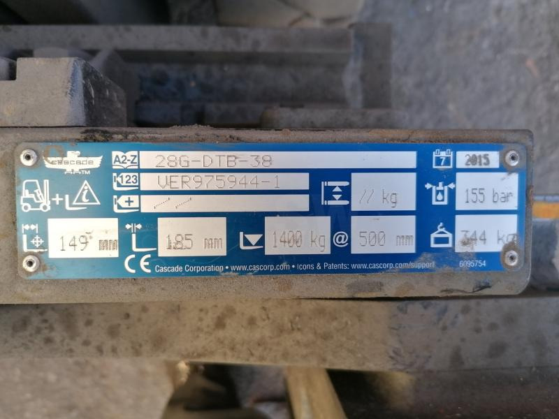 Cascade 28G-DTB-38 - Chwytak do wózka widłowego do Urządzeń transportu wewnętrznego: zdjęcie 2 Cascade 28G-DTB-38 - Chwytak do wózka widłowego do Urządzeń transportu wewnętrznego: zdjęcie 2