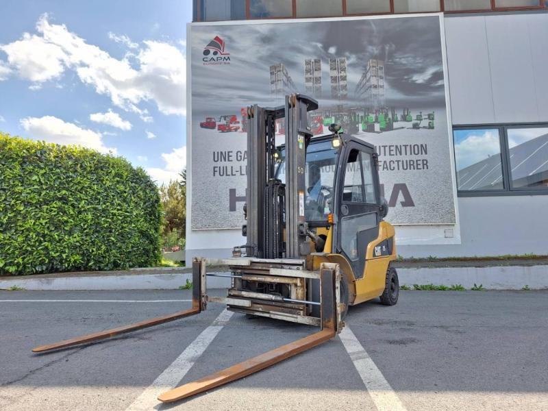 Caterpillar GP25NTD - Wózek widłowy gazowy: zdjęcie 1 Caterpillar GP25NTD - Wózek widłowy gazowy: zdjęcie 1