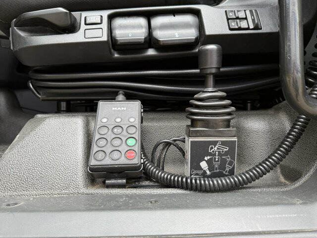 MAN TGX 18.470 4x4H SZM - Kipphyd. Euro 6 *Kippaufl. - Ciągnik siodłowy: zdjęcie 5 MAN TGX 18.470 4x4H SZM - Kipphyd. Euro 6 *Kippaufl. - Ciągnik siodłowy: zdjęcie 5