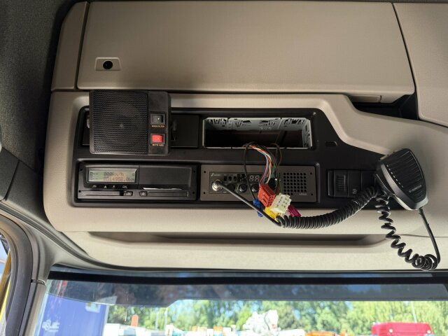 Scania G450 4x2 Euro 6 SZM Kipphydraulik Blatt/ Luft - Ciągnik siodłowy: zdjęcie 4 Scania G450 4x2 Euro 6 SZM Kipphydraulik Blatt/ Luft - Ciągnik siodłowy: zdjęcie 4