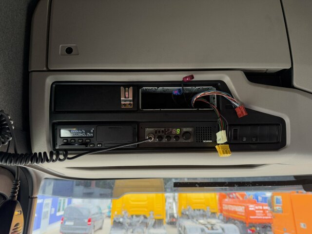 Scania G450 XT 4x4 Euro 6 SZM Kipphydraulik Blatt/ Luft - Ciągnik siodłowy: zdjęcie 4 Scania G450 XT 4x4 Euro 6 SZM Kipphydraulik Blatt/ Luft - Ciągnik siodłowy: zdjęcie 4