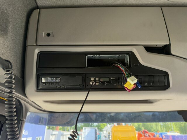 Scania G450 XT 4x4 Euro 6 SZM Kipphydraulik Blatt/ Luft - Ciągnik siodłowy: zdjęcie 4 Scania G450 XT 4x4 Euro 6 SZM Kipphydraulik Blatt/ Luft - Ciągnik siodłowy: zdjęcie 4