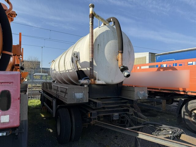 Hüffermann HSD181D Tankanhänger für nicht GGVS Güter - Przyczepa cysterna: zdjęcie 1 Hüffermann HSD181D Tankanhänger für nicht GGVS Güter - Przyczepa cysterna: zdjęcie 1