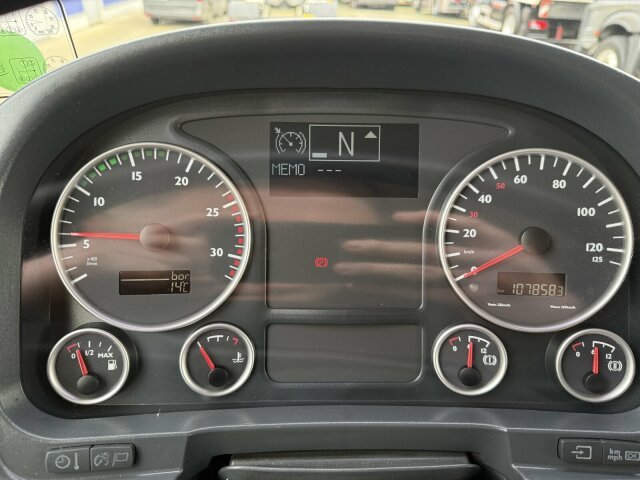 MAN TGA 18.360 4x2 HD-Kanalreiniger ASSMANN 6500 L - Samochód asenizacyjny: zdjęcie 2 MAN TGA 18.360 4x2 HD-Kanalreiniger ASSMANN 6500 L - Samochód asenizacyjny: zdjęcie 2