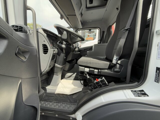 Mercedes-Benz ATEGO 818 4x2 Euro 6 Kipper Kran FASSI F65B.0.22 - Samochód dostawczy wywrotka: zdjęcie 5 Mercedes-Benz ATEGO 818 4x2 Euro 6 Kipper Kran FASSI F65B.0.22 - Samochód dostawczy wywrotka: zdjęcie 5