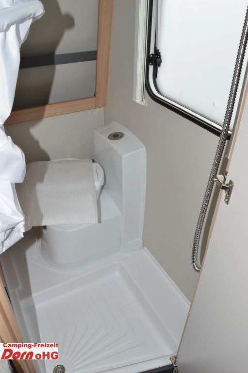 Przyczepa kempingowa Knaus Sport 540 FDK Gas Paket: zdjęcie 18 Przyczepa kempingowa Knaus Sport 540 FDK Gas Paket: zdjęcie 18