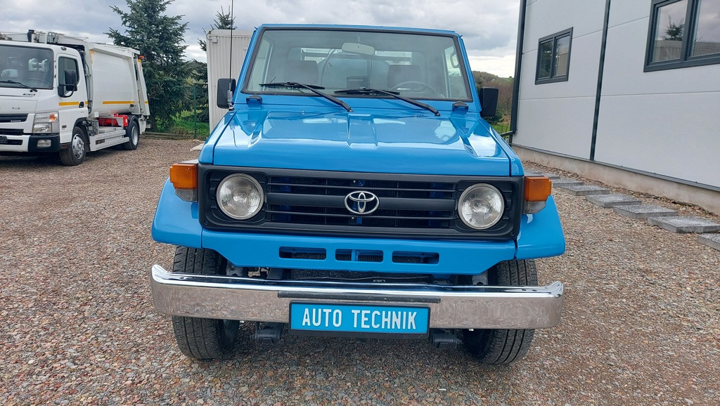 Toyota Land Cruiser COMBI HYDRO CLEANER Mini Combine - Samochód asenizacyjny: zdjęcie 5 Toyota Land Cruiser COMBI HYDRO CLEANER Mini Combine - Samochód asenizacyjny: zdjęcie 5