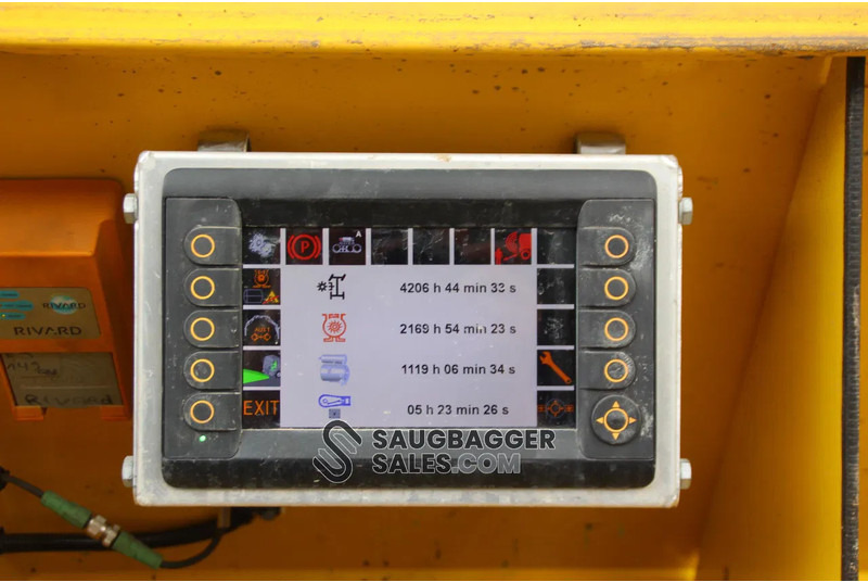 Mercedes-Benz Arocs 2017 RIVARD EXVAC Suction Excavator - Samochód asenizacyjny: zdjęcie 4 Mercedes-Benz Arocs 2017 RIVARD EXVAC Suction Excavator - Samochód asenizacyjny: zdjęcie 4