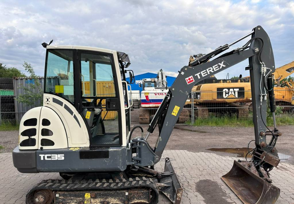 Terex TC 35 mit 3 Löffel - Minikoparka: zdjęcie 2 Terex TC 35 mit 3 Löffel - Minikoparka: zdjęcie 2