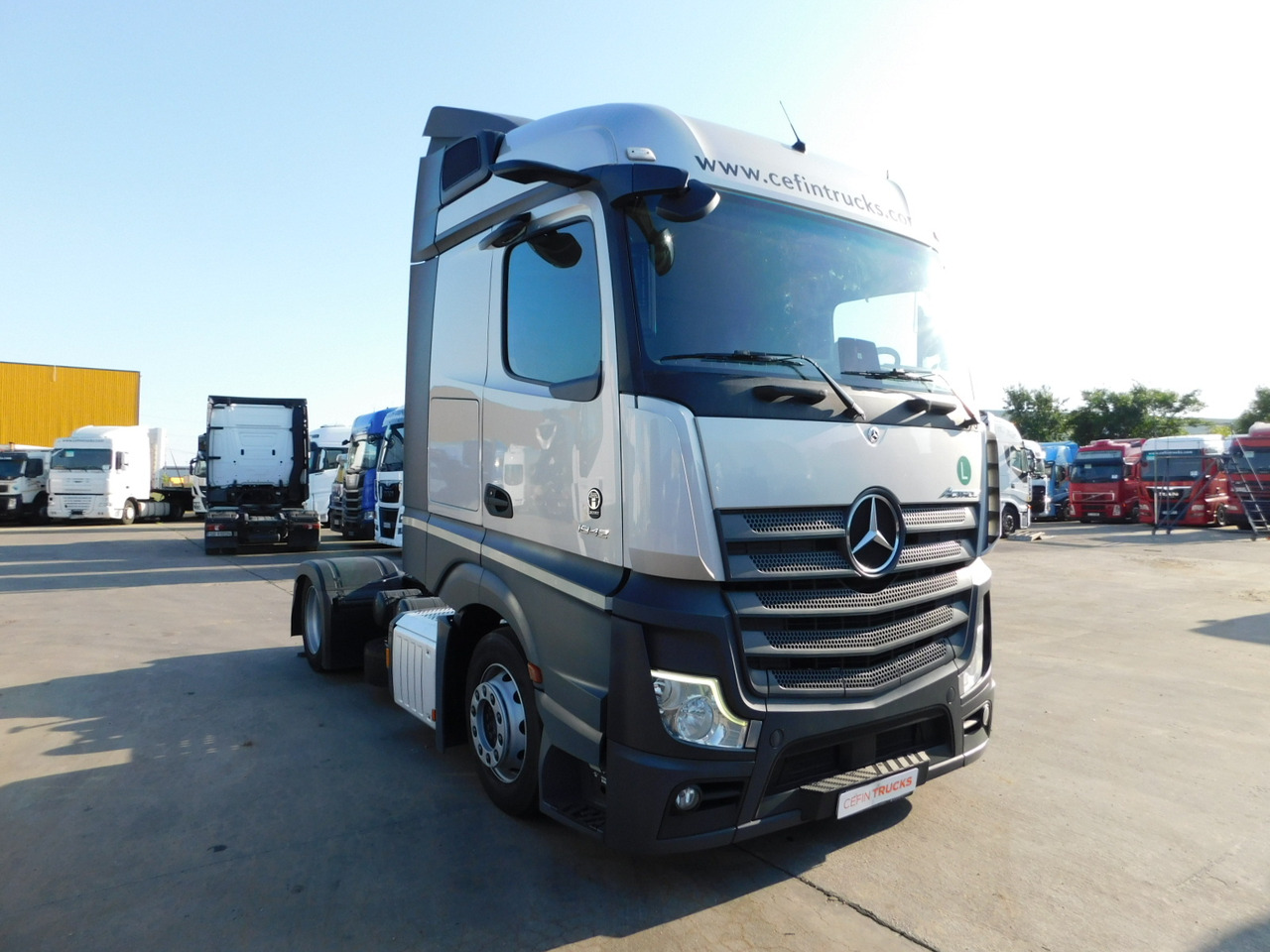 Mercedes Actros - Ciągnik siodłowy: zdjęcie 2 Mercedes Actros - Ciągnik siodłowy: zdjęcie 2